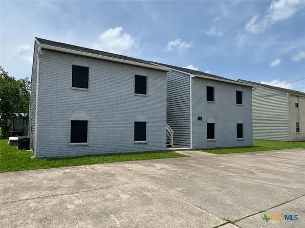 409 S Bauer Dr, Port Lavaca, TX 77979