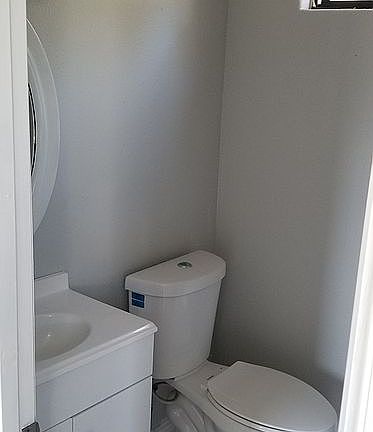 5th image of 1514 Charles St