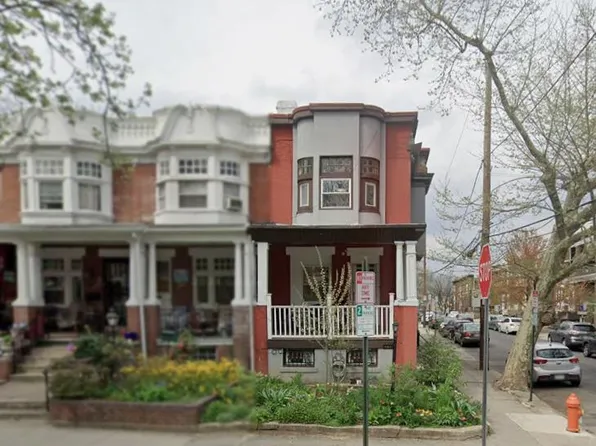 4631 Locust St, Philadelphia, PA 19139