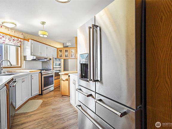 4th image of 1826 137th Street E #118