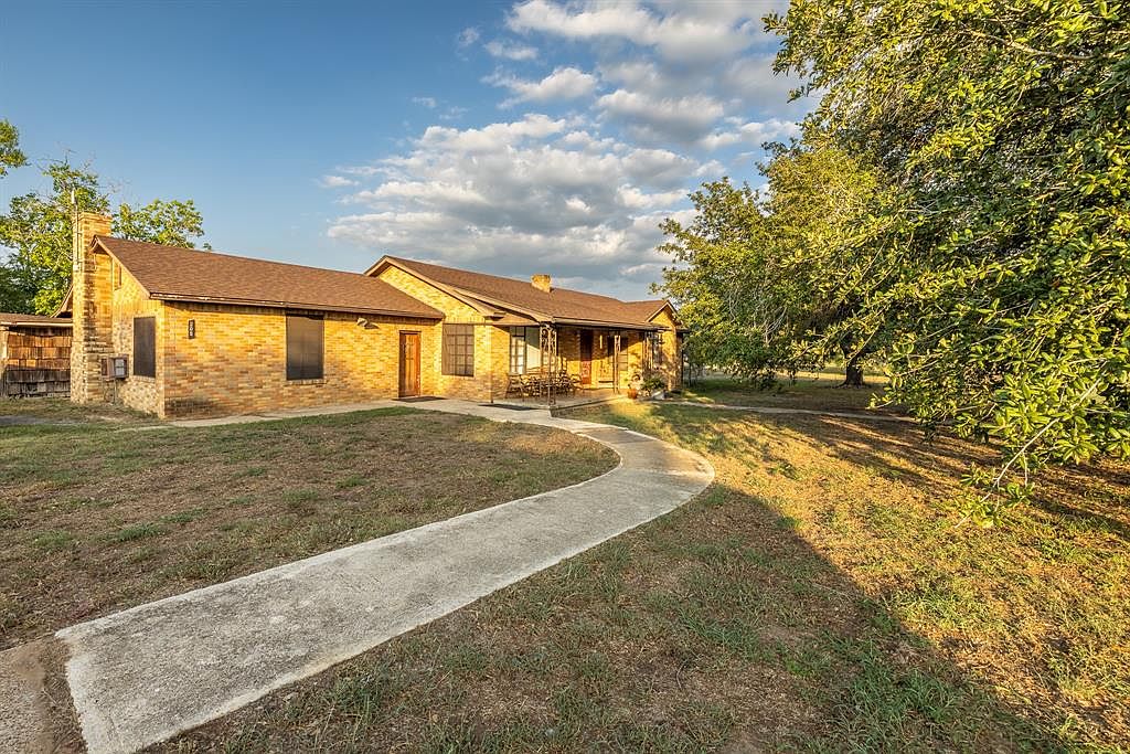 205 E Highway 87, Smiley, TX 78159 MLS 4613395 Zillow