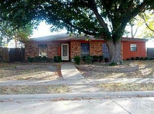 5726 Kerry Ln, Garland, TX 75043