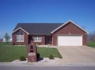 136 N Chipaway Ln, Scottsburg, IN 47170