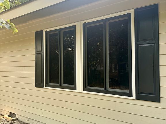 4th image of 1624 E Carolyn Dr