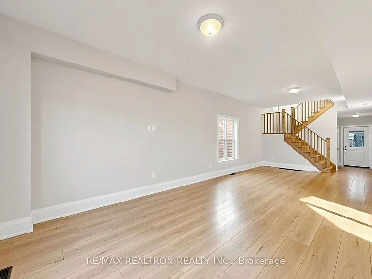 4 Braeburn St — Photo 10