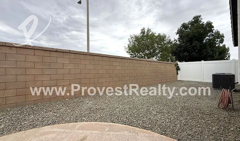 8440 Hoover Ct — Photo 25