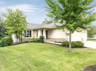 1723 Juniper Ln SW, Rochester, MN 55902