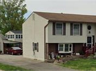 555 Brookley Dr, Louisville, KY 40229