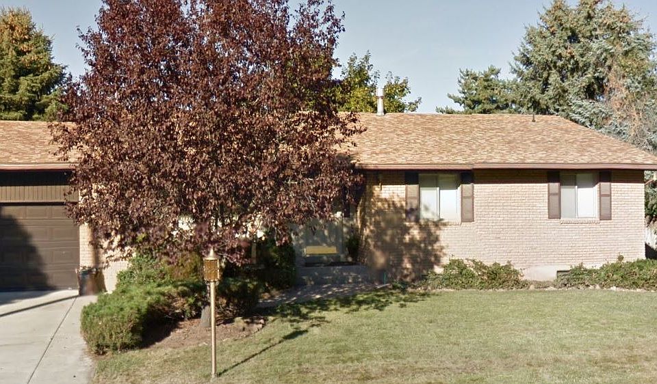 2nd image of 553 N View Dr