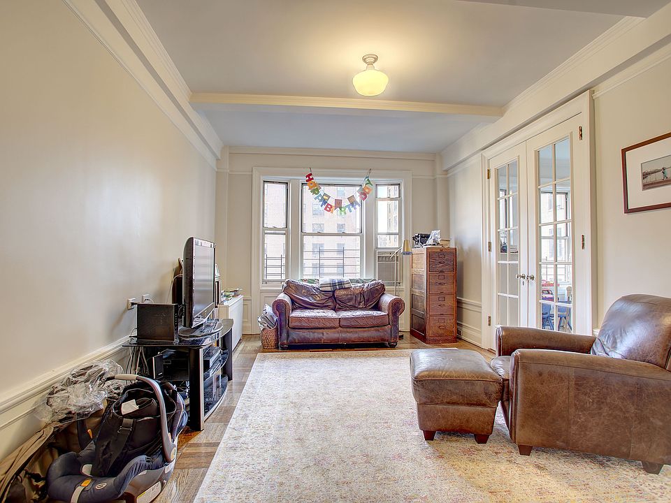 1st image of 250 W 104th St APT 83