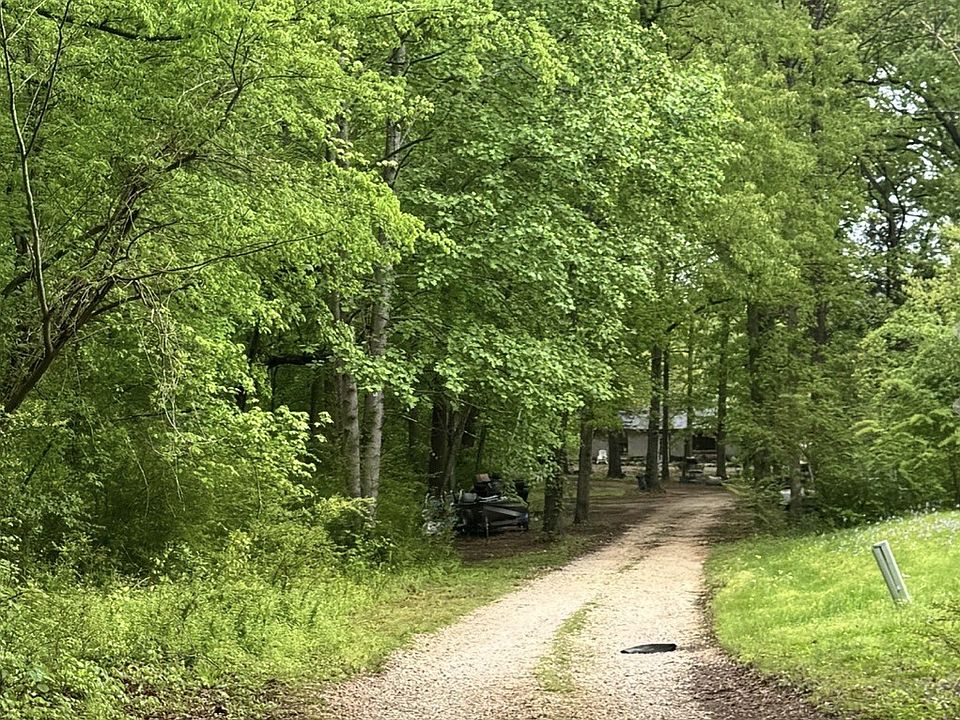 2nd image of 193 Whitaker Dr