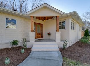 170 N Canterbury Rd, Charlotte, NC 28211