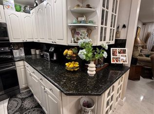 Crystal Lake Condo 4100, Pompano Beach, FL 33064
