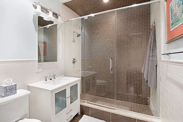 Sold by Compass | media 5