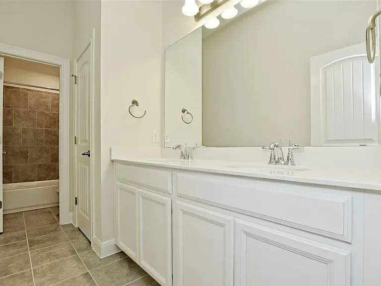 2401 Centennial Loop — Photo 25