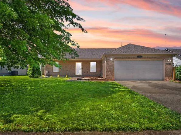 105 McPeek Pl, Nicholasville, KY 40356