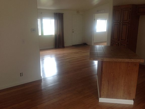 From kit to living rm