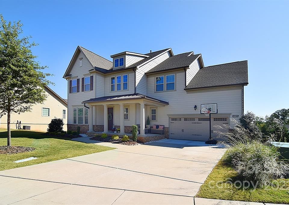 1st image of 16925 Luvera Ln