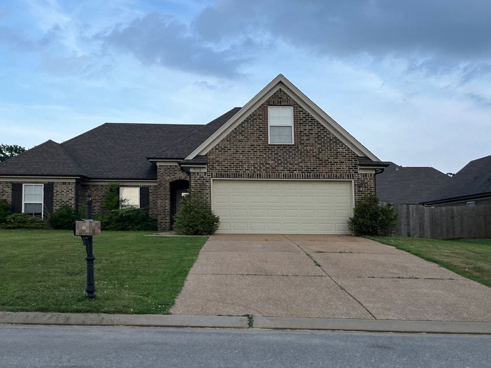 1st image of 4118 Bramble Crest Dr