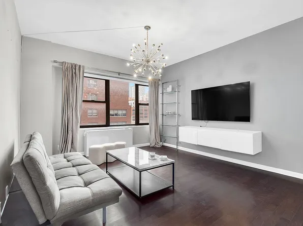 360 E 72nd St APT A1004, Manhattan, NY 10021