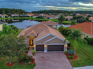 9073 Willowbrook Cir, Bradenton, FL 34212