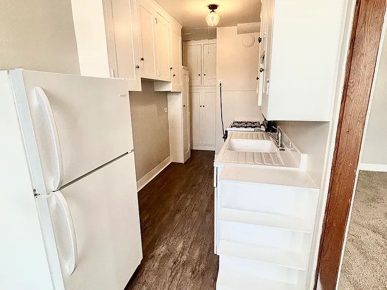 15707 Detroit Ave #8 — Photo 3