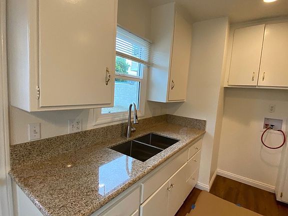5th image of 10783 Chestnut St #1