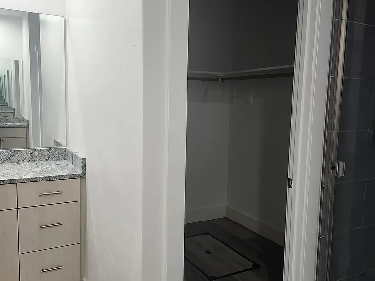 1027 Frank Henry Rd — Photo 7