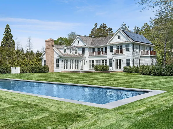 5 Eileens Path E, East Hampton, NY 11937