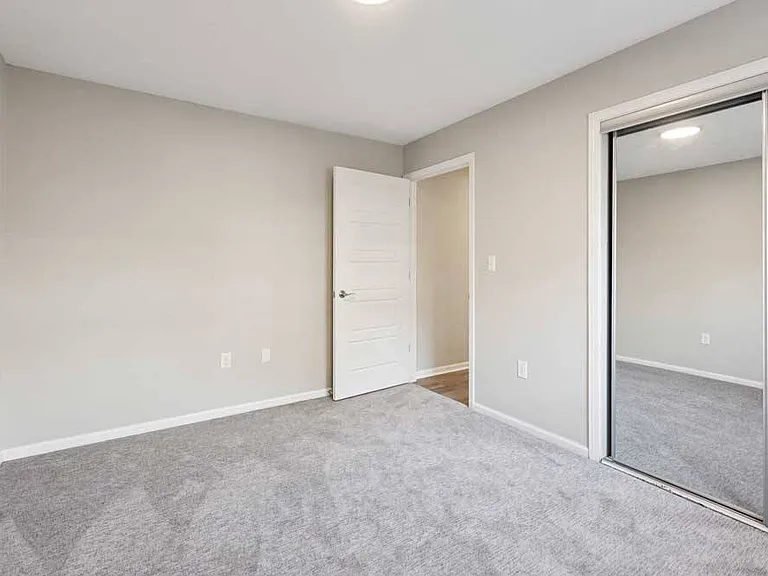 Northridge Heights Apartments — Photo 193