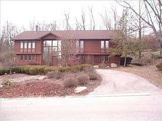 5th image of 641 Thornbury Dr