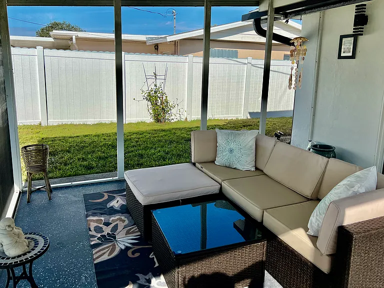 3920 Prudence Dr — Photo 14