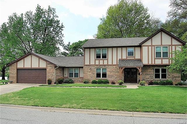1st image of 21 Brandonwood Dr