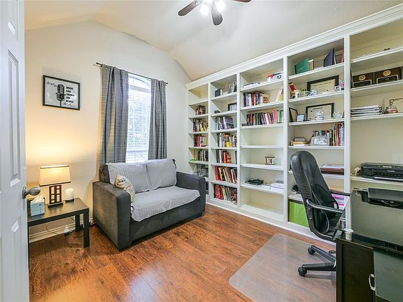 3rd image of 2464 Dockside Dr