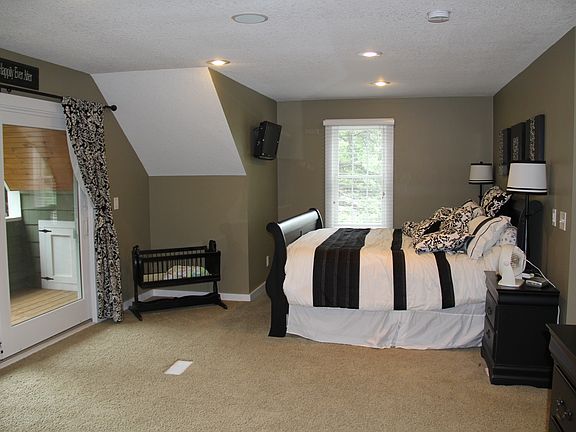 2nd level master bedroom