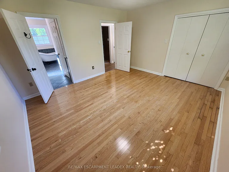 15 Saint Anns Ct — Photo 28