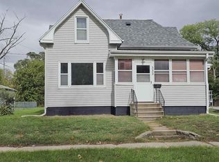 333 Cottage St, Waterloo, IA 50703