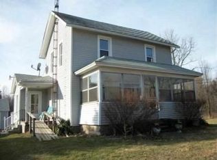 724 Blackman Rd, Jackson, MI 49201