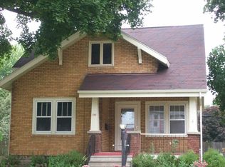 702 W 7th St, Sterling, IL 61081