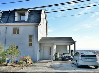 6 Desdemona St, Pittsburgh, PA 15217