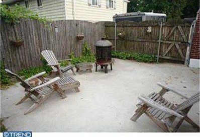 5th image of 414 Darwin Dr