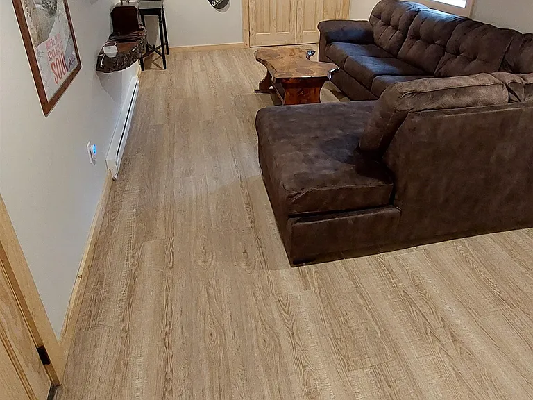 176 Harrington Rd — Photo 12