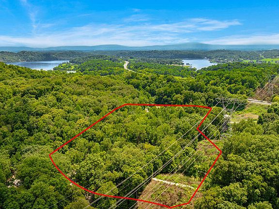 3rd image of 2413 Tooles Bend Rd