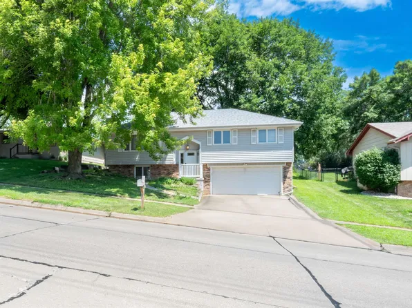 3020 S Cypress St, Sioux City, IA 51106