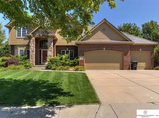 17712 Englewood St, Omaha, NE 68135