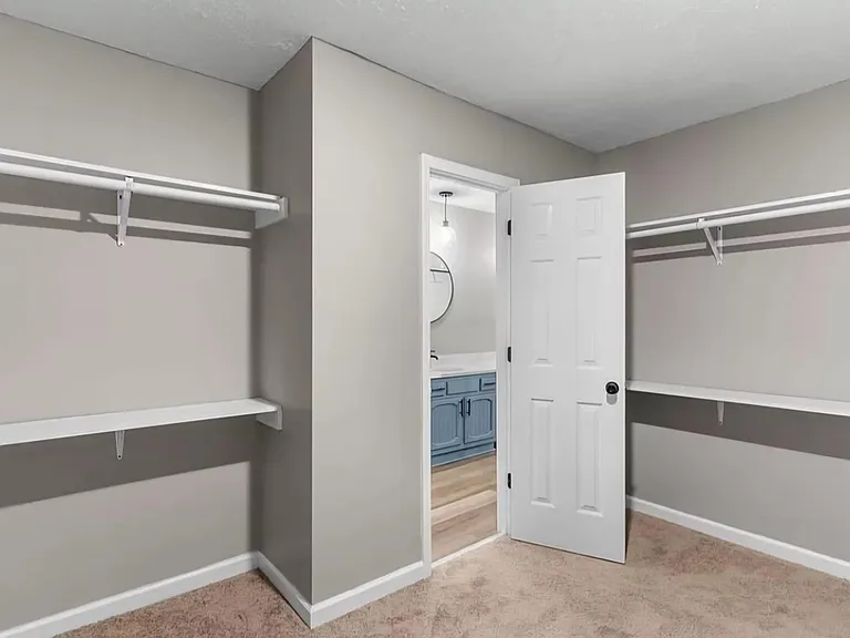 645 Welsh Pl — Photo 19