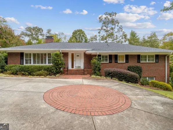 910 Glenwood Dr, Gainesville, GA 30501