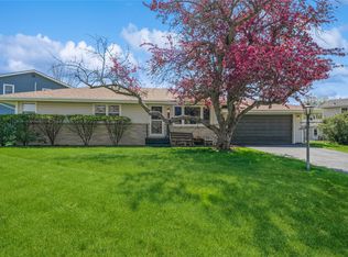 310 Gray Ave, Waukee, IA 50263