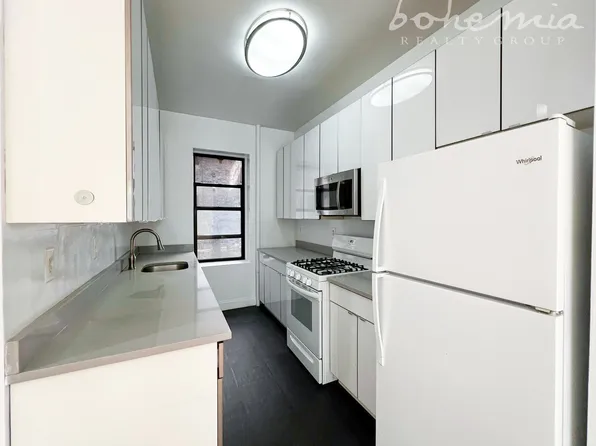 607 West 139th Street image 2 of 10