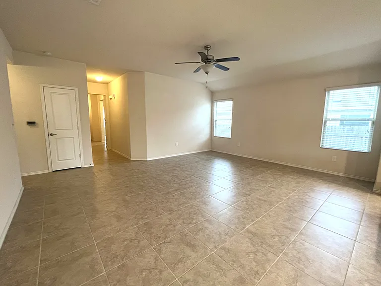 5808 Eden Dr — Photo 6